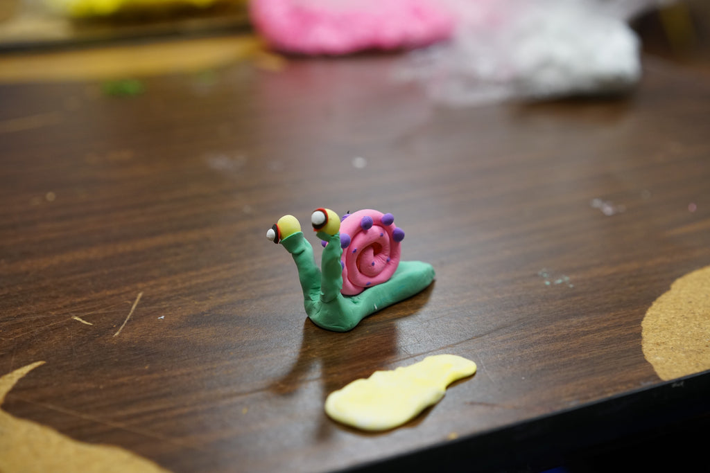 Snail in the Garden: Integrating Color Theory into an Air Dry Clay Lesson