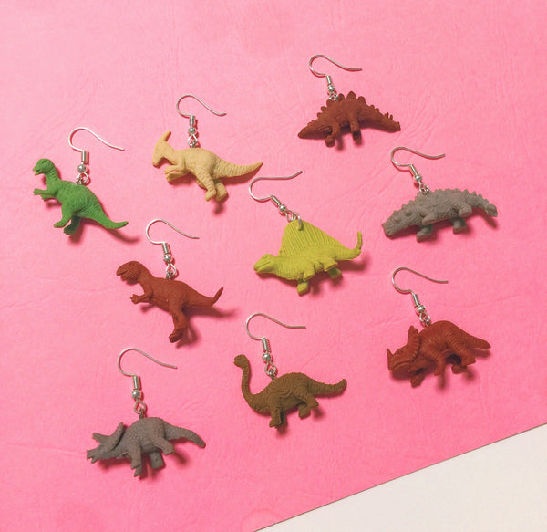 {1 Spot Remaining} [July 24 - 28] Jewelry Design with Air-Dry Clay & UV Resin