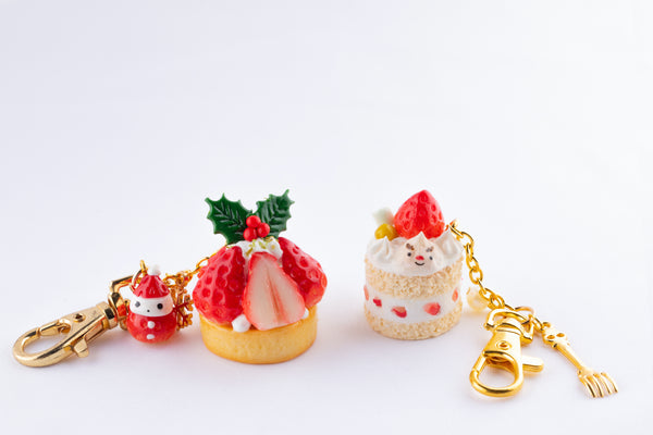 Strawberry Cake Christmas Keychain